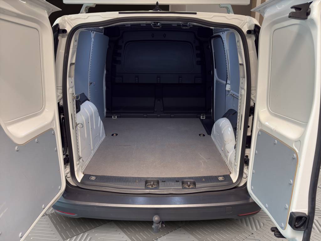 VW Caddy Cargo 1.5 TSI Entry-image-8