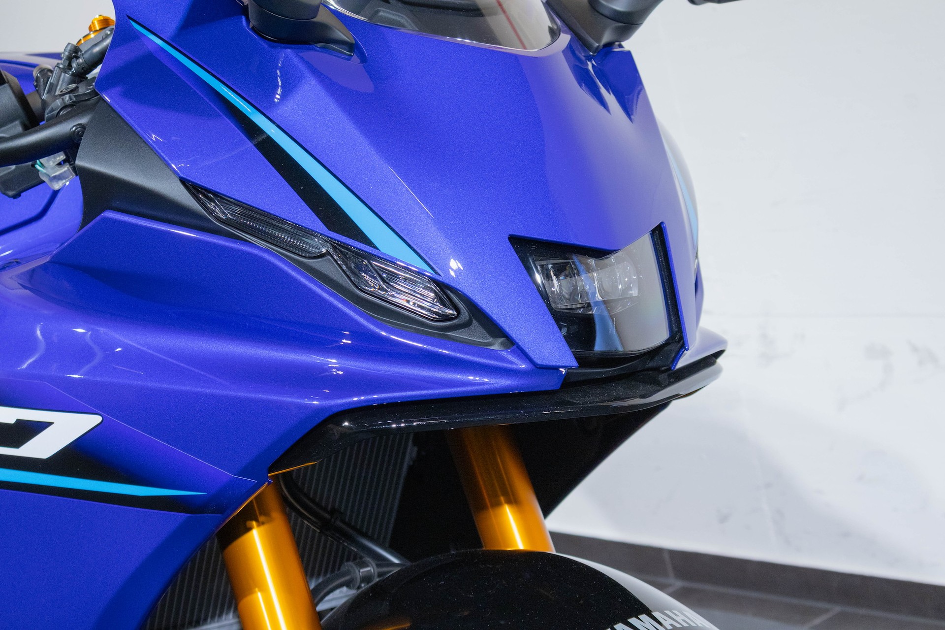 YAMAHA R7 35 kW-image-12