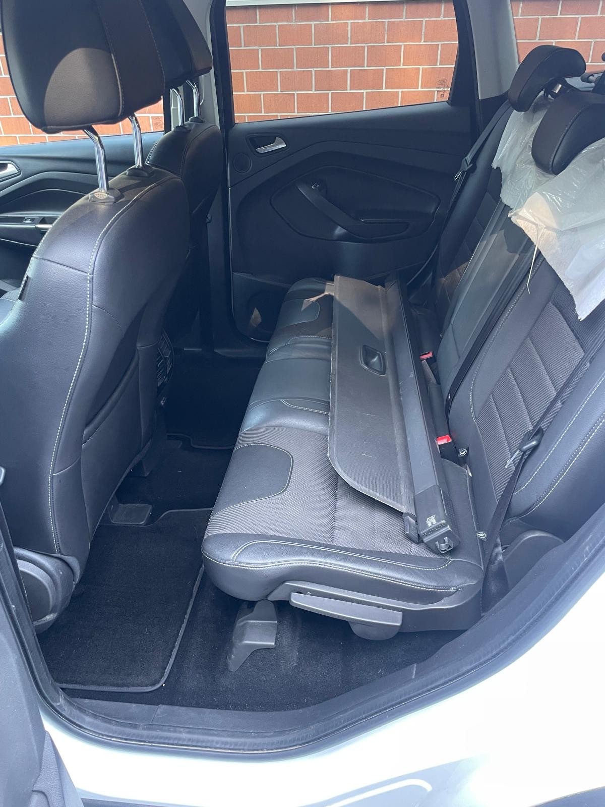 FORD Kuga 1.6 SCTi Carving 4WD Automatic-image-11
