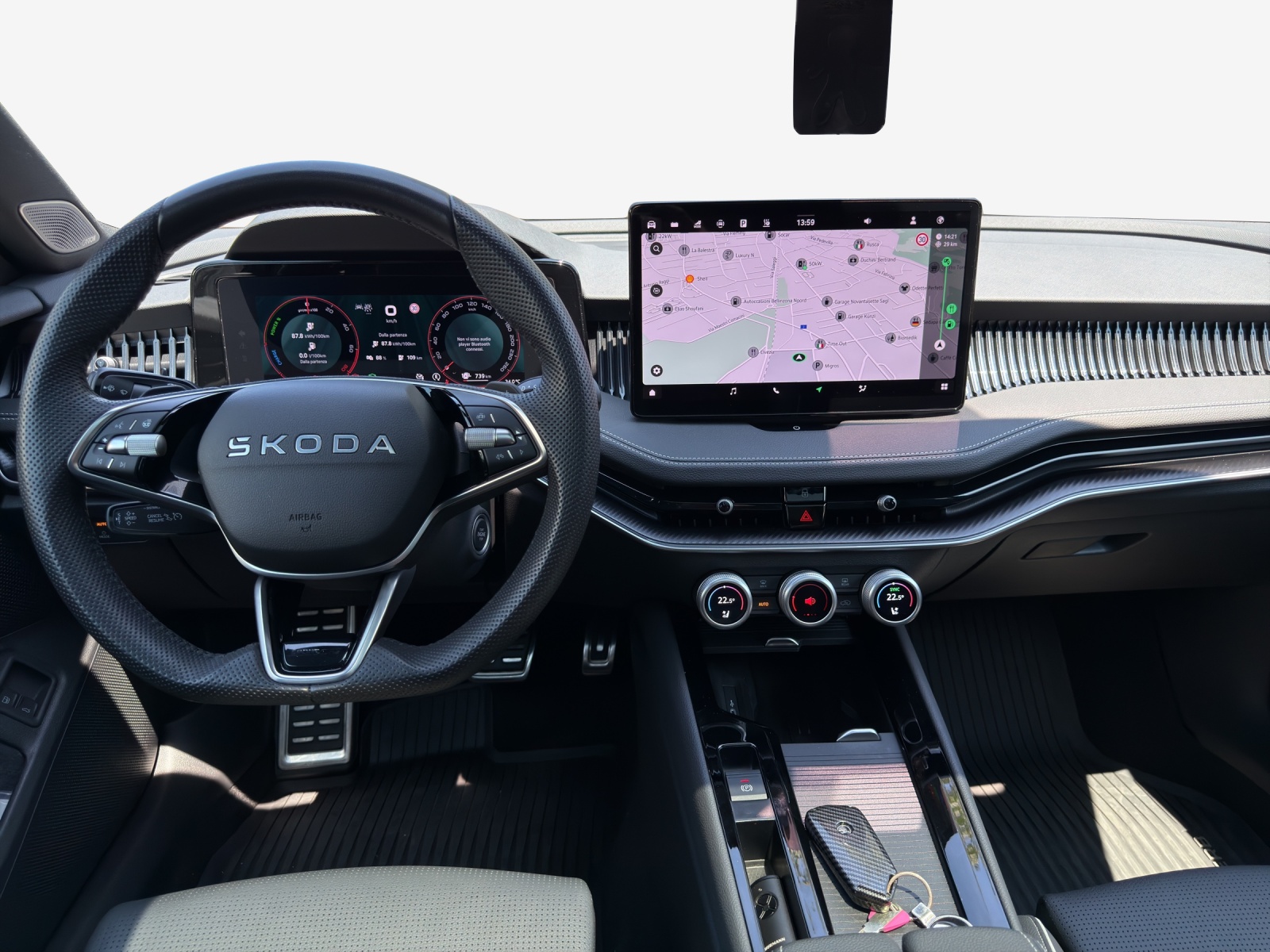 SKODA Superb Combi 1.5 TSI PHEV Sportline DSG-image-8