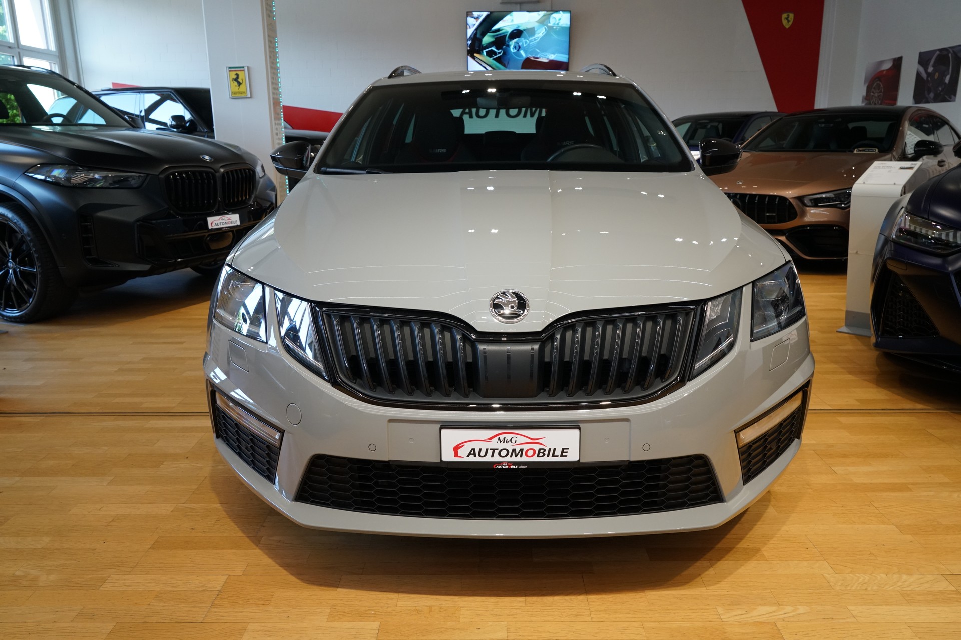 SKODA Octavia Combi 2.0 TDI RS 4x4 DSG-image-1