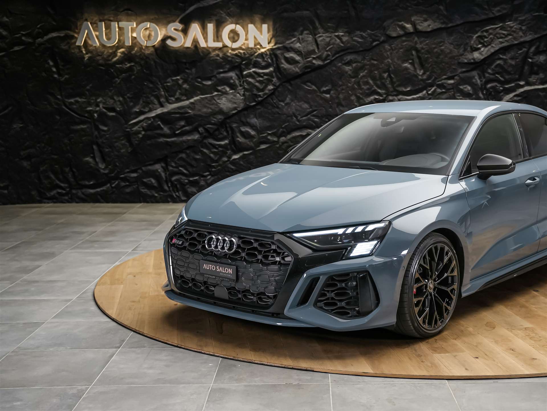 AUDI RS3 Limousine 2.5 TSI quattro S-tronic *Massage*Sportabgas*Matrix LED*-image-14