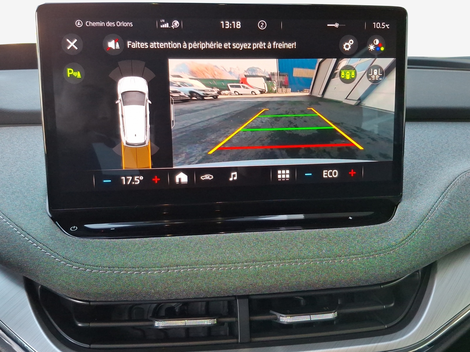 SKODA Enyaq iV 80-image-13