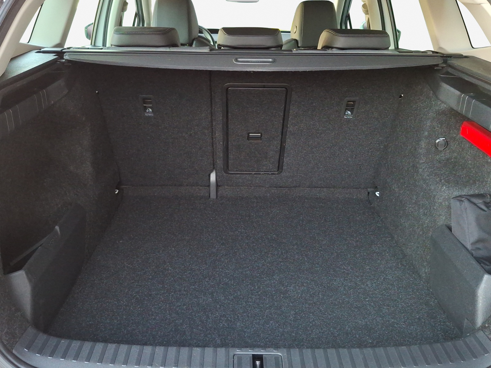 SKODA Enyaq iV 80-image-12