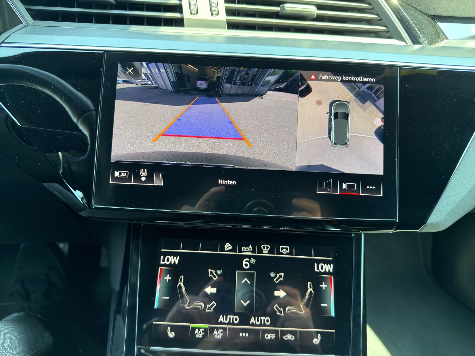 AUDI e-tron 50 Advanced Attraction quattro-image-10