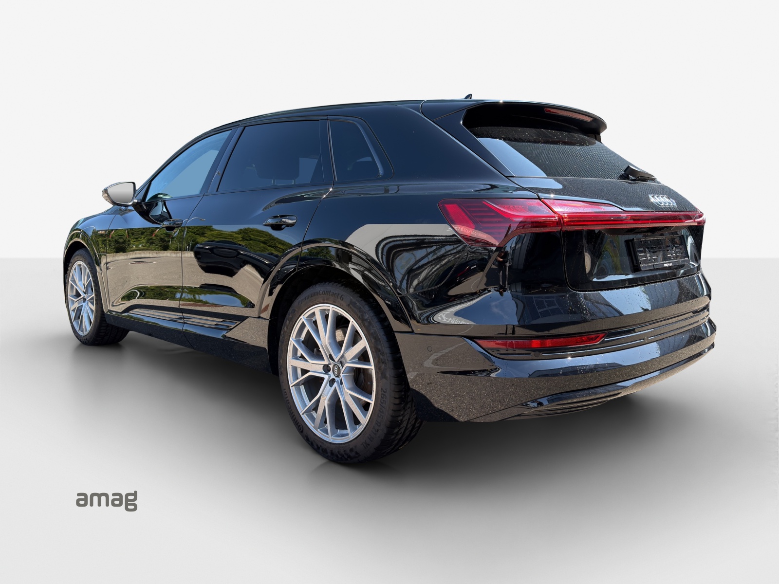 AUDI e-tron 50 Advanced Attraction quattro-image-2