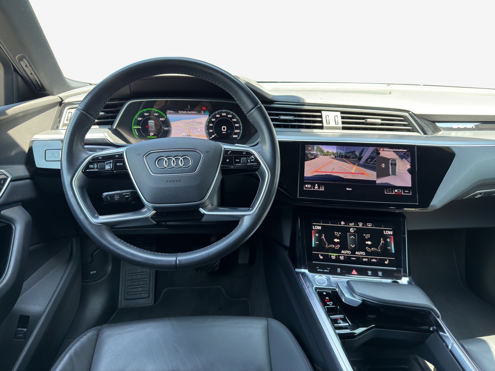 AUDI e-tron 50 Advanced Attraction quattro-image-8