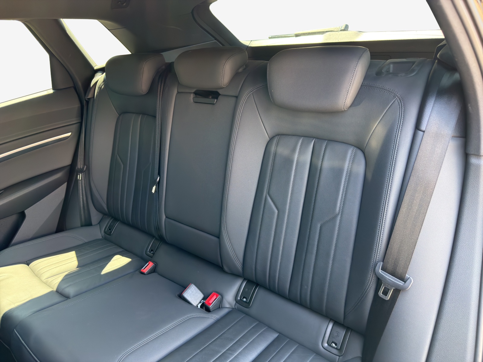 AUDI e-tron 50 Advanced Attraction quattro-image-11