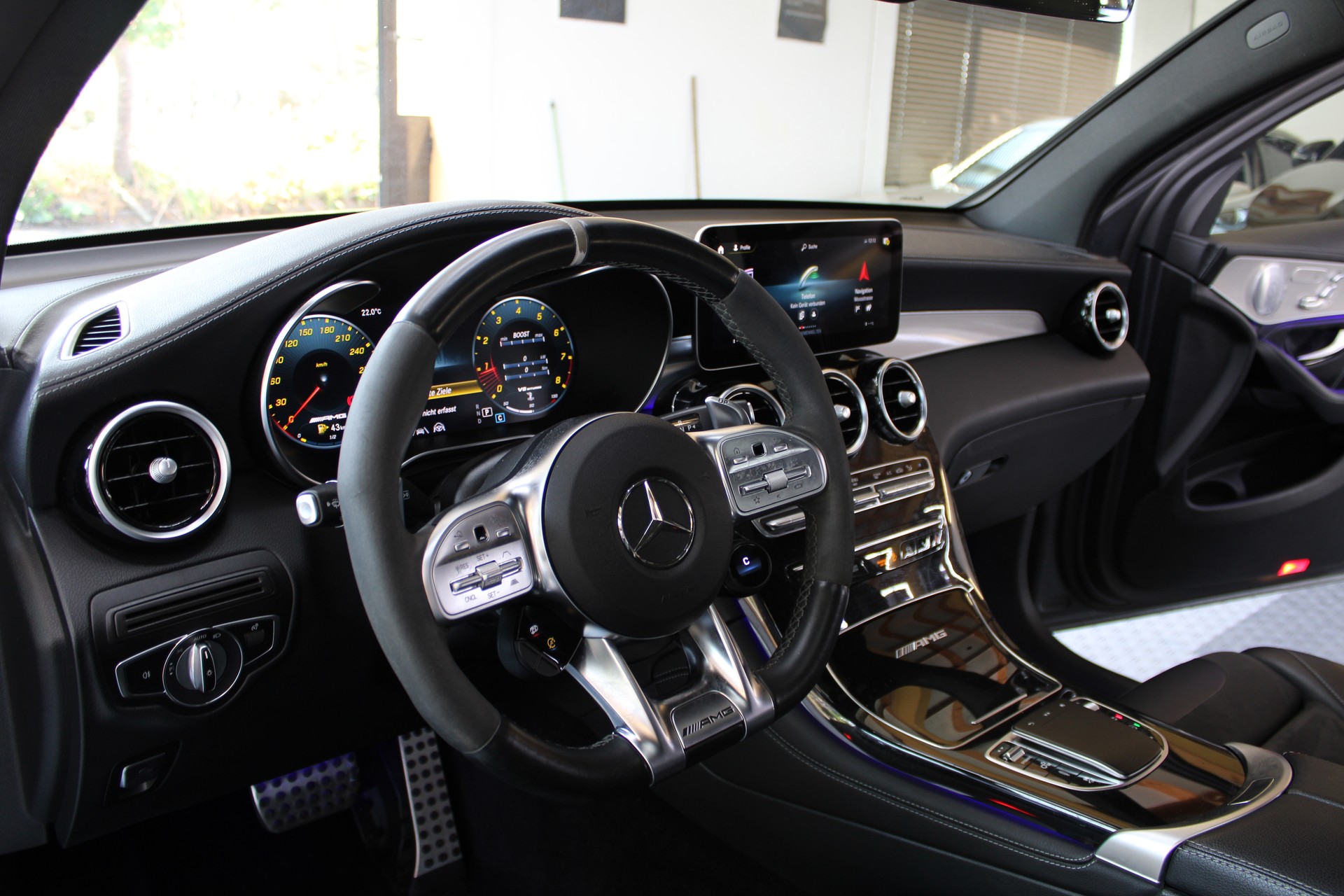 MERCEDES-BENZ GLC Coupé 63 S AMG 4Matic 9G-Tronic-image-12