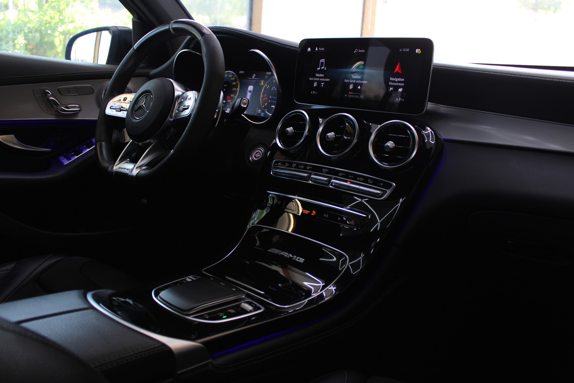 MERCEDES-BENZ GLC Coupé 63 S AMG 4Matic 9G-Tronic-image-15