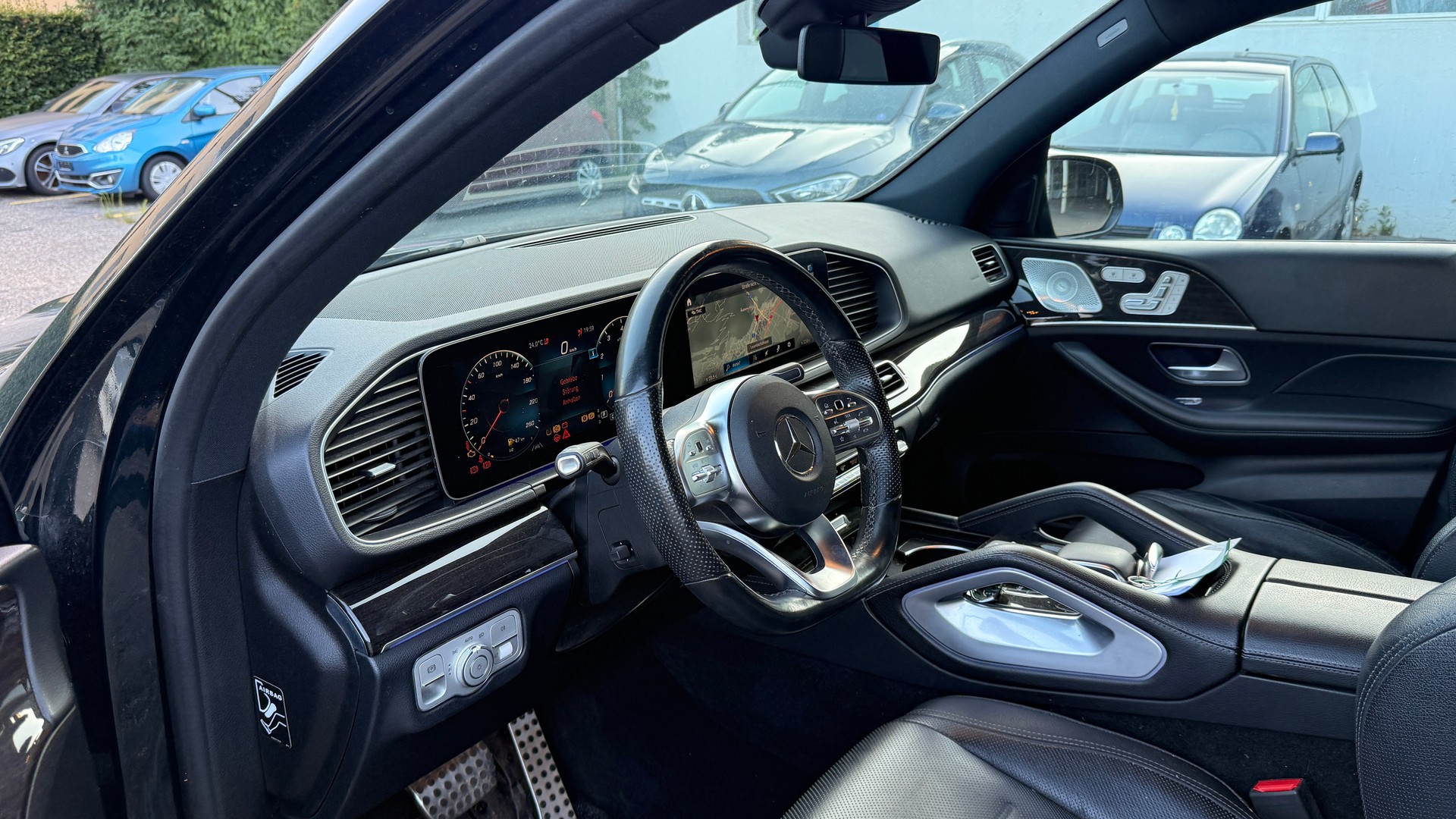 MERCEDES-BENZ GLE 450 4Matic AMG Line 9G-Tronic-image-4
