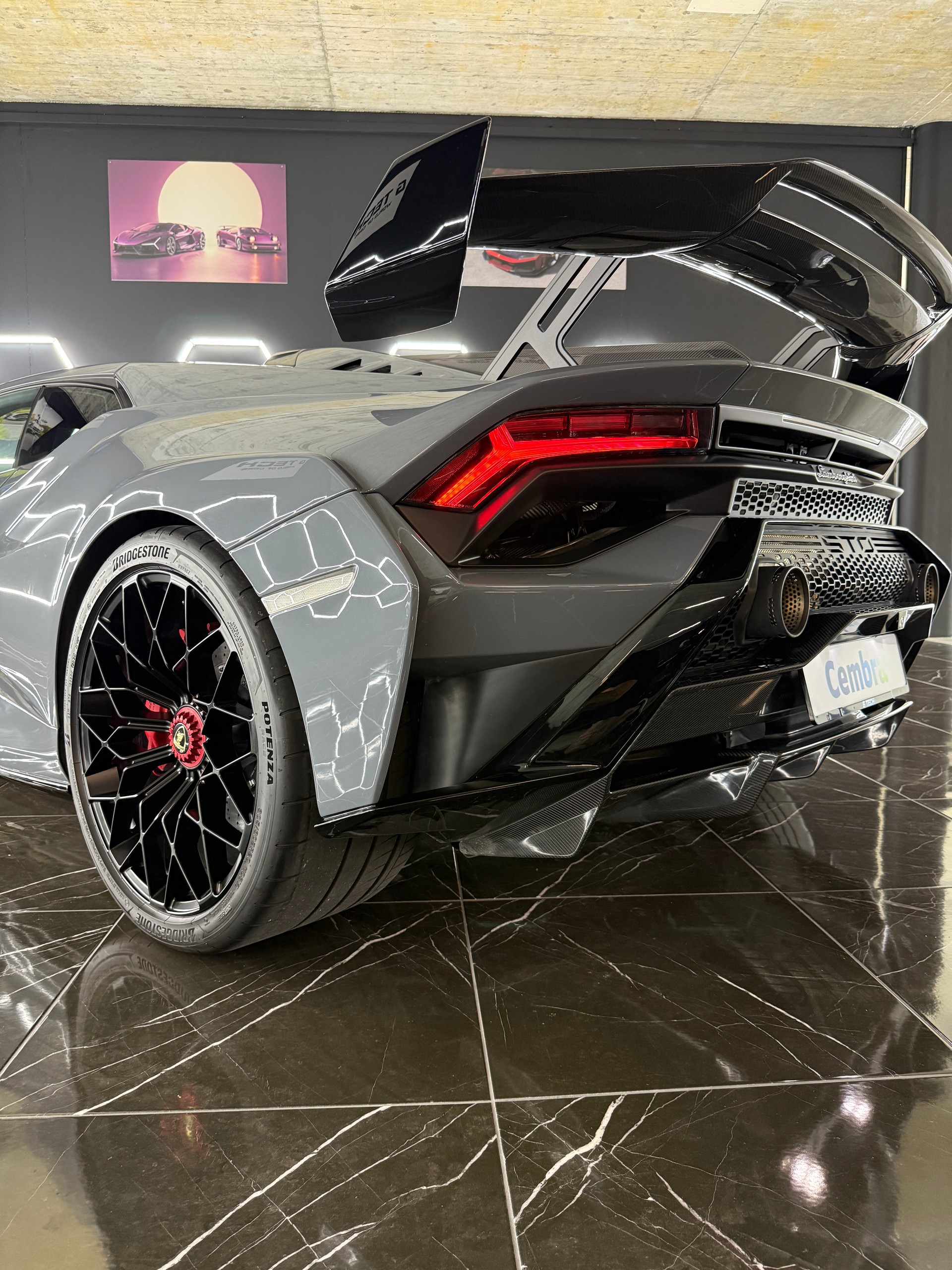LAMBORGHINI Huracan STO Coupé DCT RWD-image-19