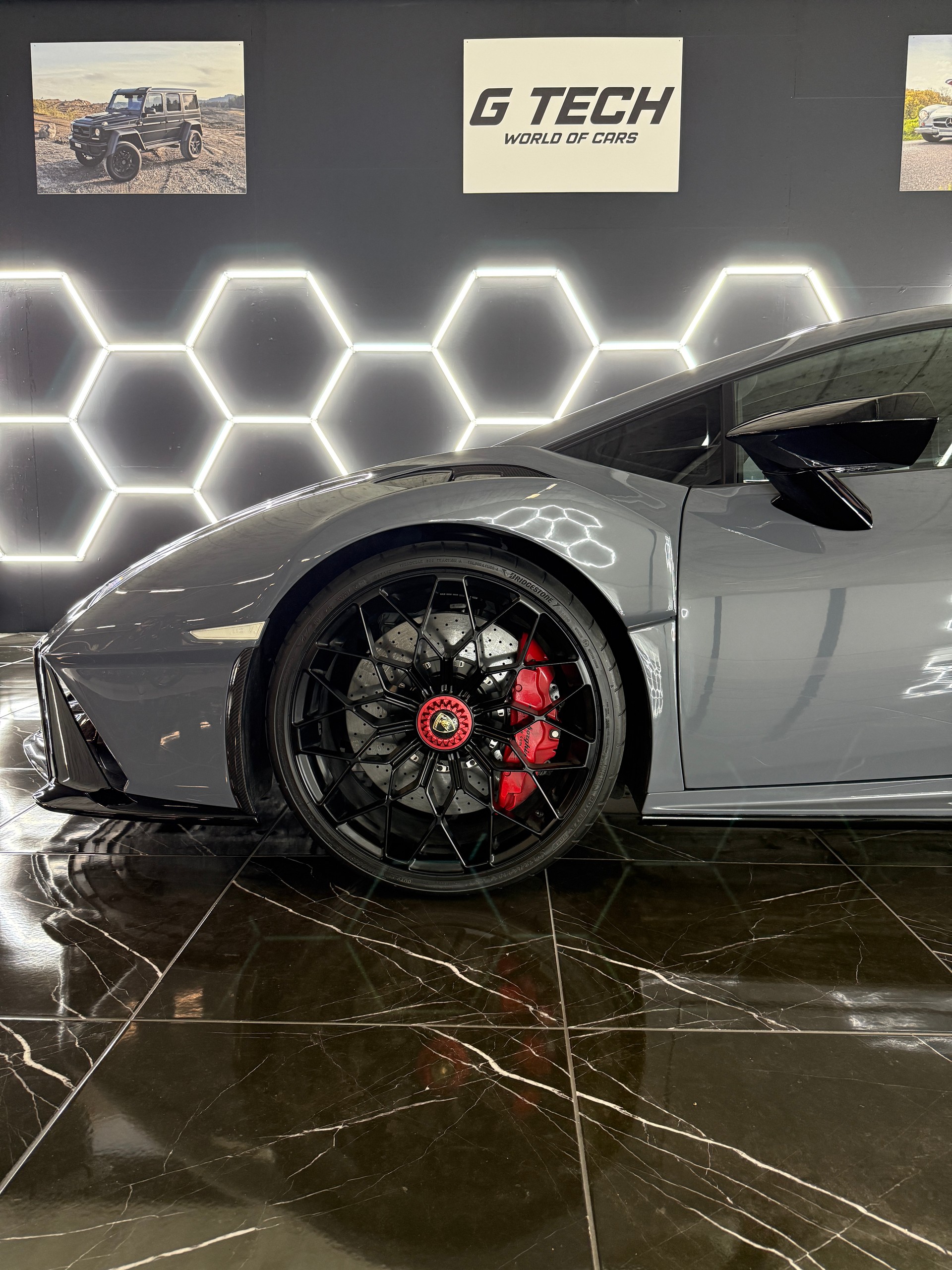 LAMBORGHINI Huracan STO Coupé DCT RWD-image-12