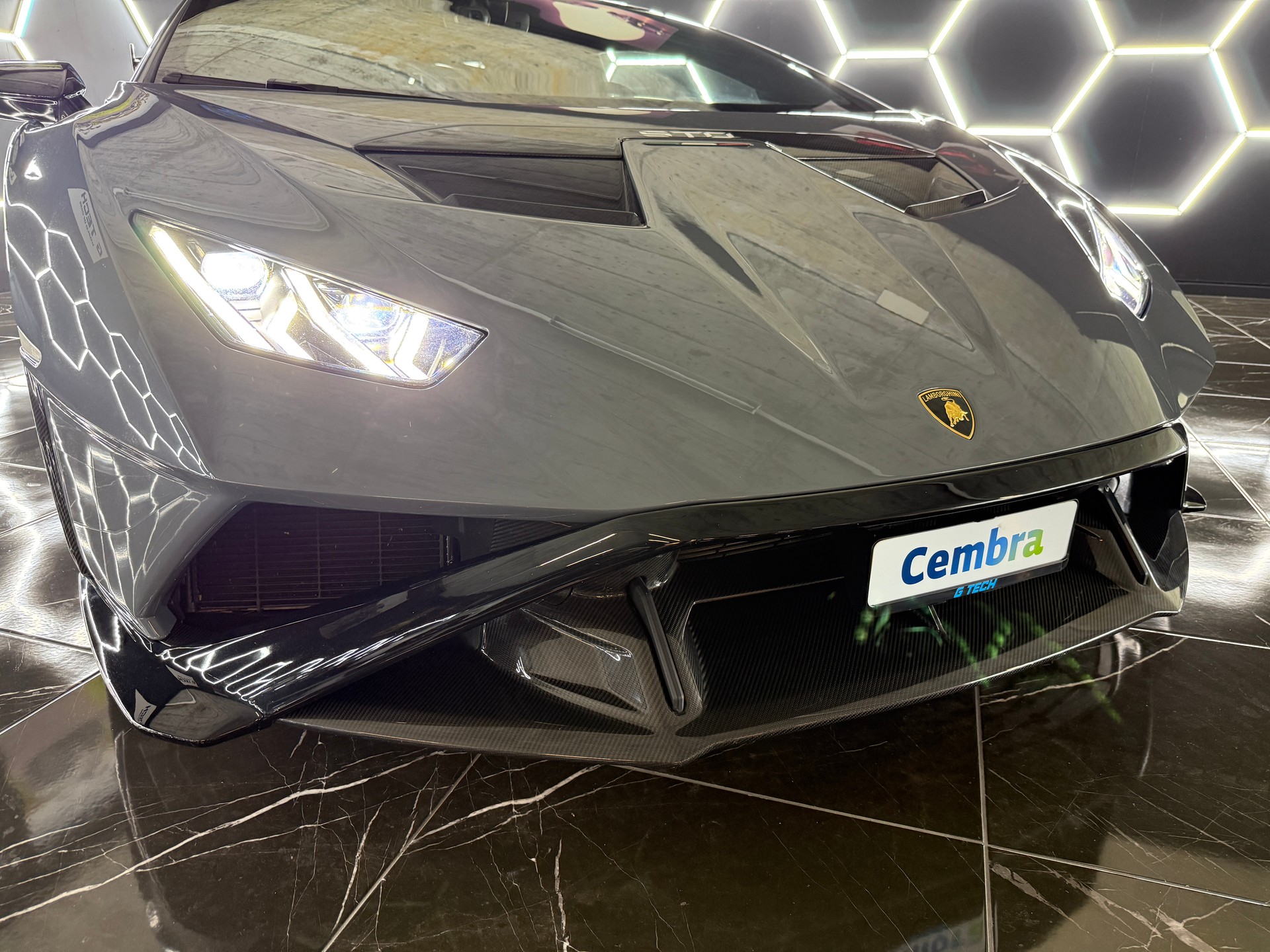 LAMBORGHINI Huracan STO Coupé DCT RWD-image-7