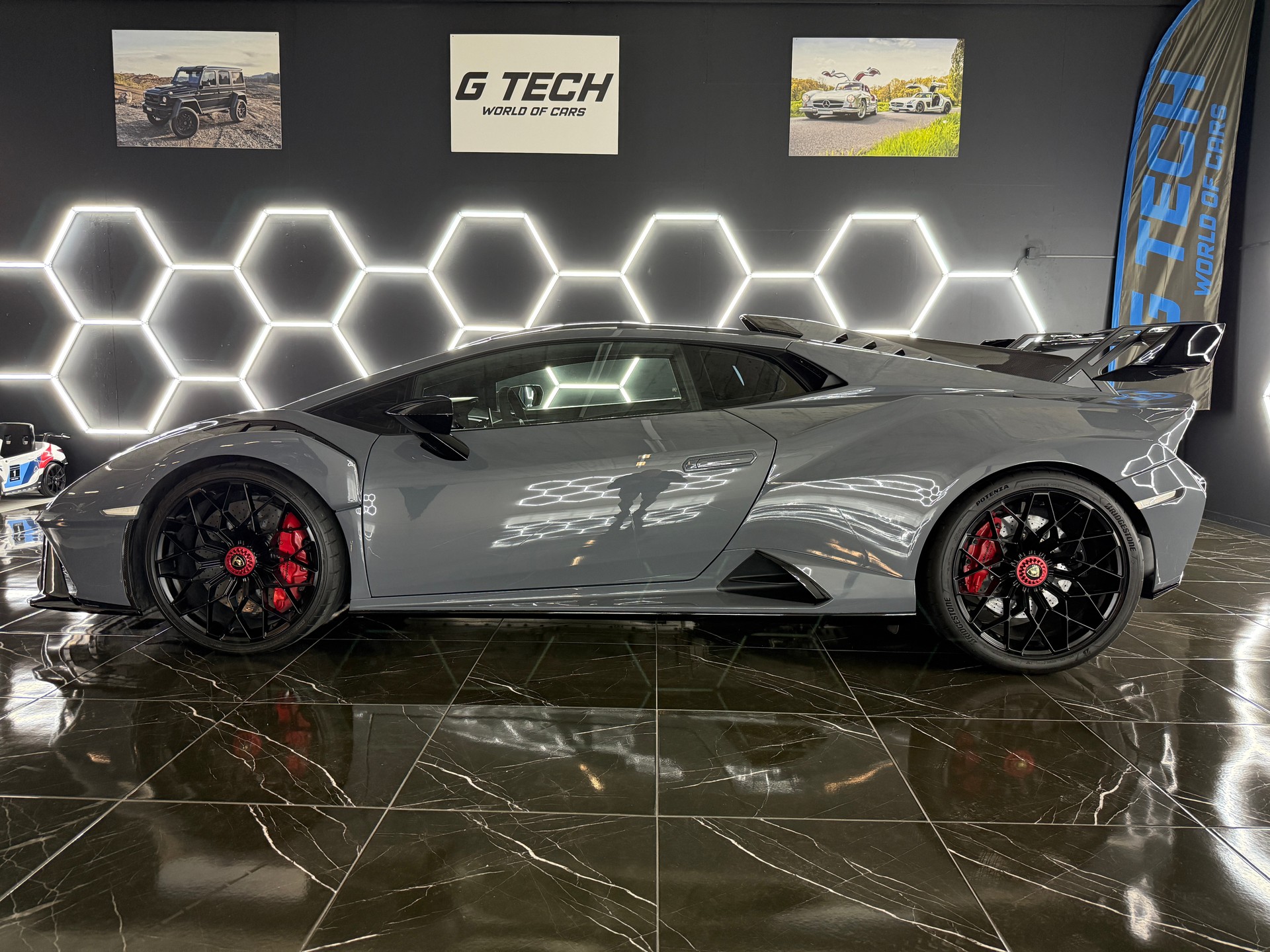 LAMBORGHINI Huracan STO Coupé DCT RWD-image-8