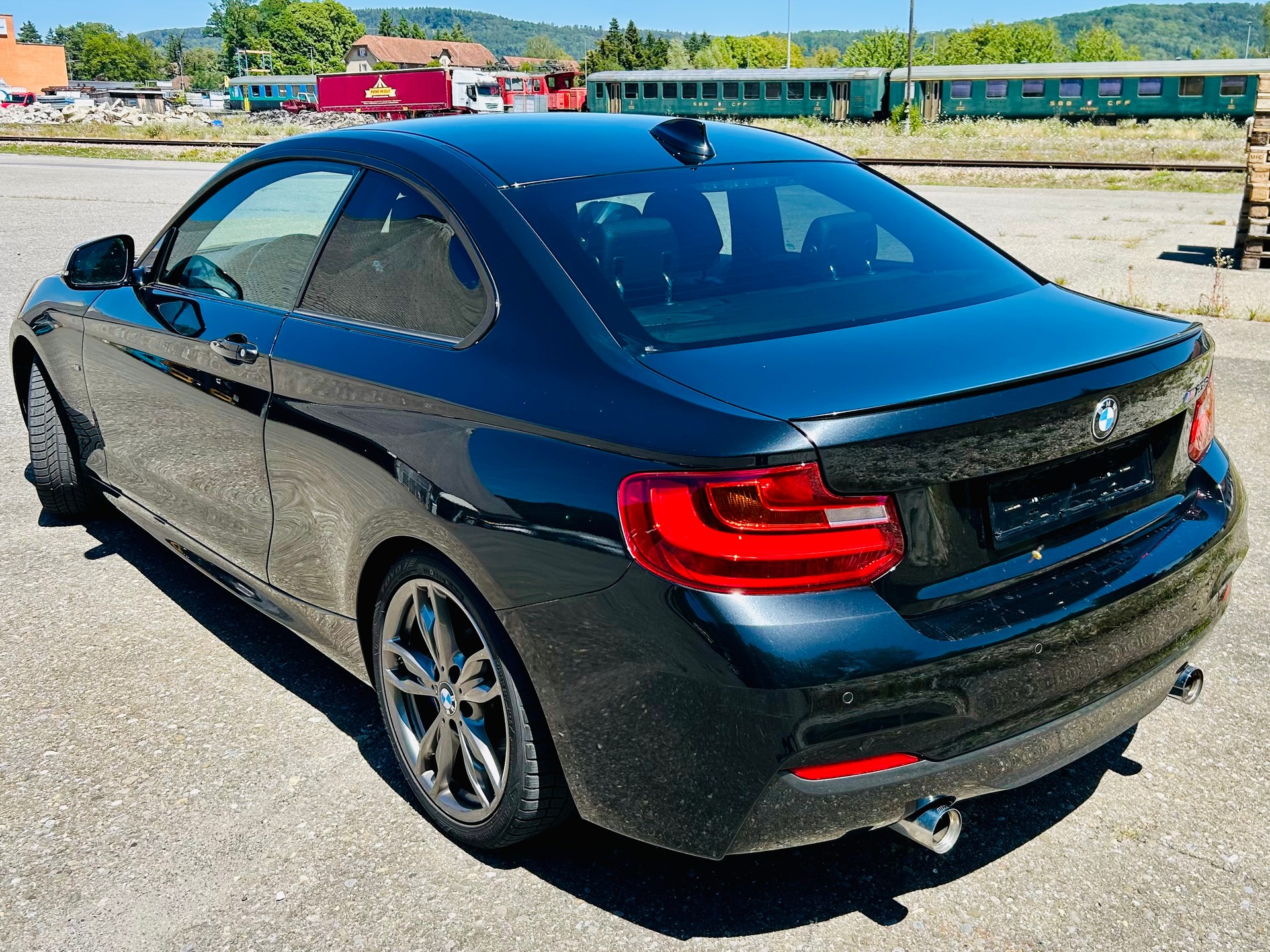BMW M235i xDrive Steptronic-image-4