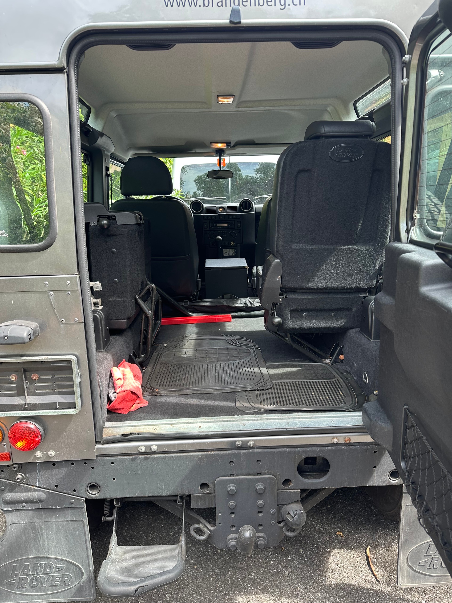 LAND ROVER 2.4 Td4 SW-image-3