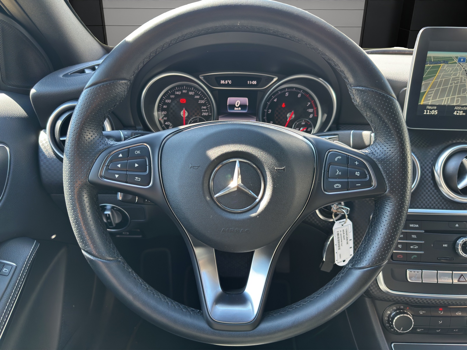 MERCEDES-BENZ A 180 Night Star 7G-DCT-image-9