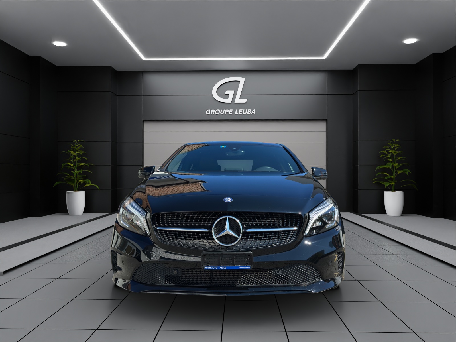 MERCEDES-BENZ A 180 Night Star 7G-DCT-image-1
