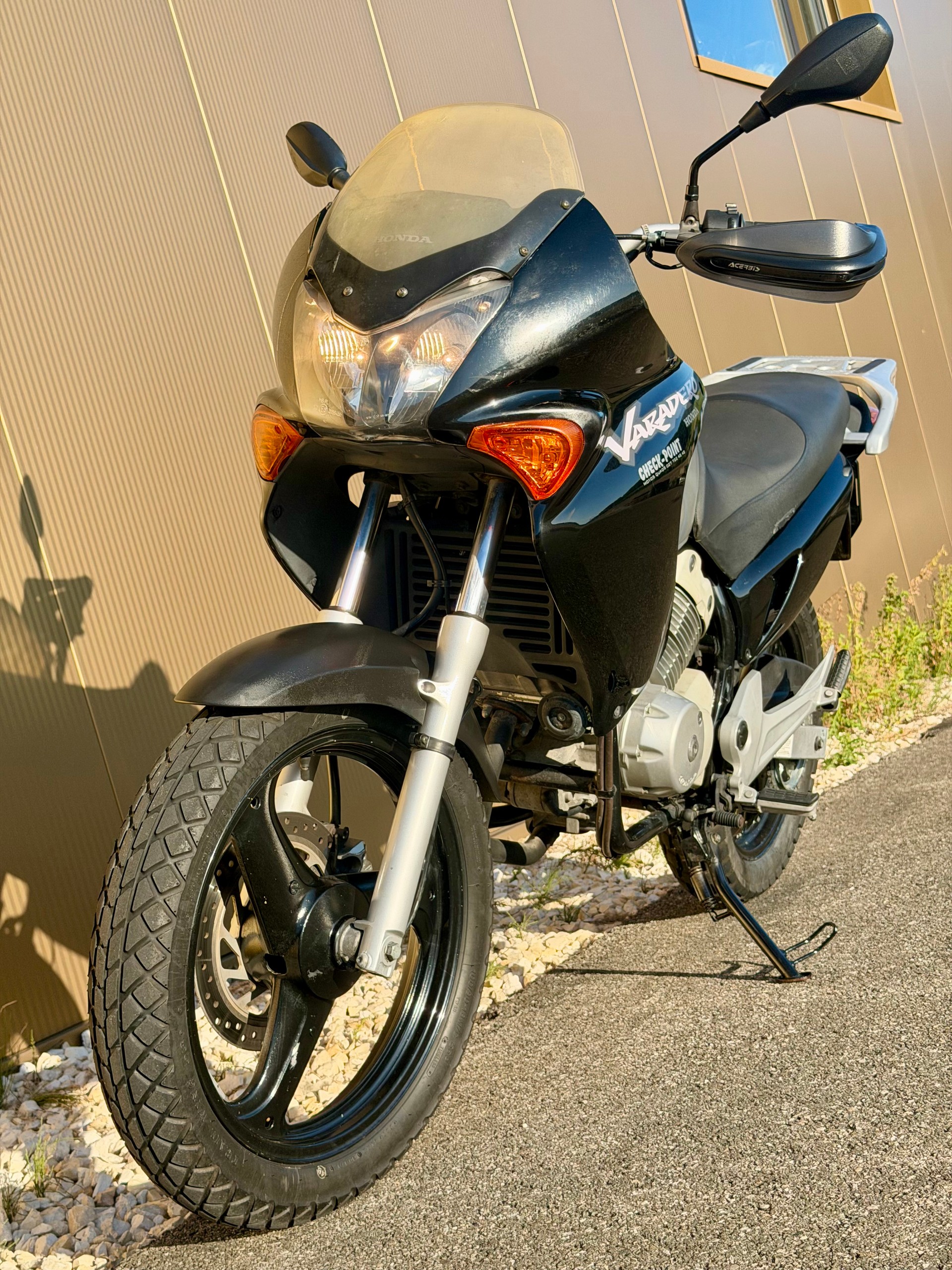 HONDA XL 125 V Varadero-image-7
