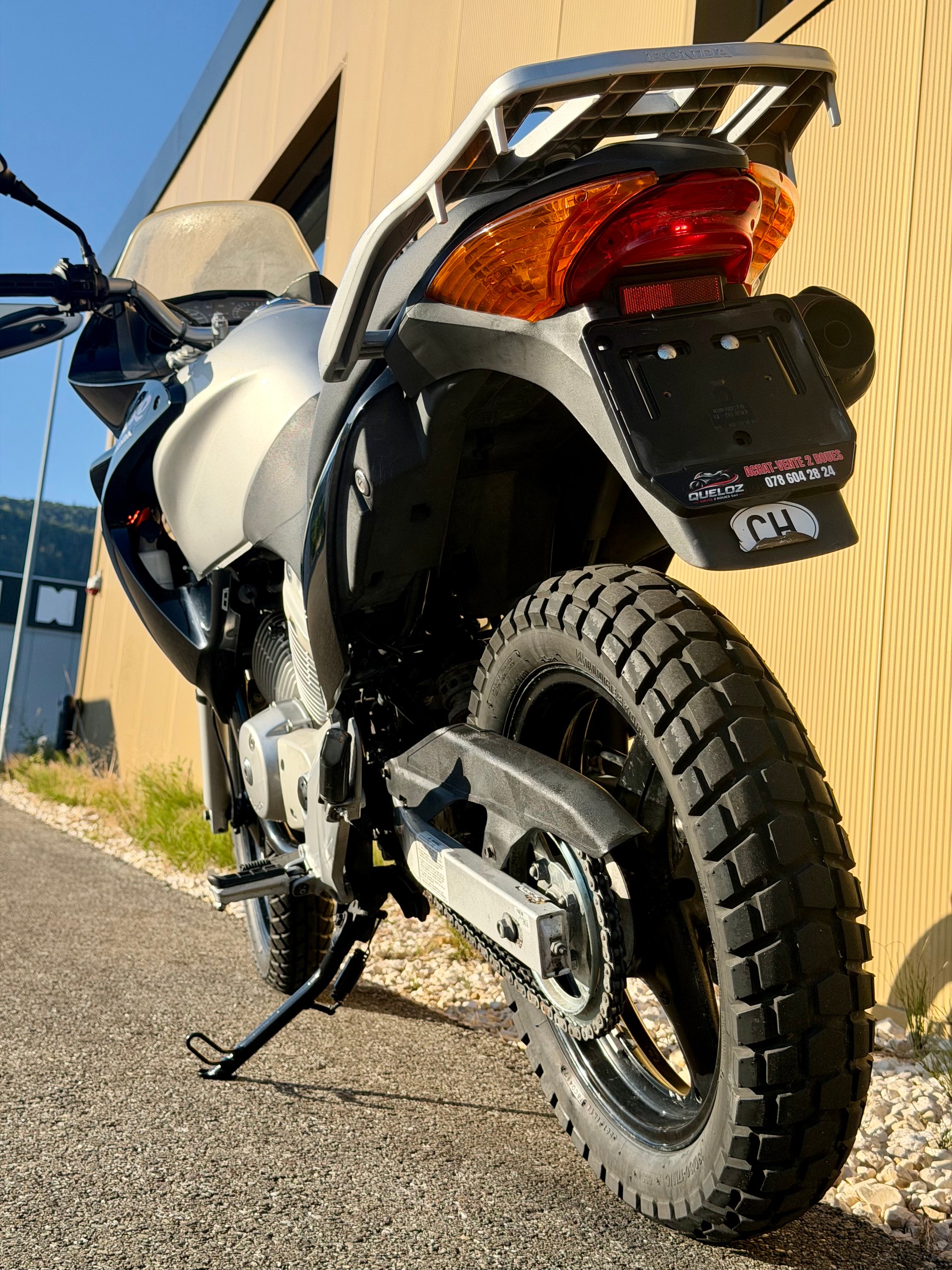 HONDA XL 125 V Varadero-image-12