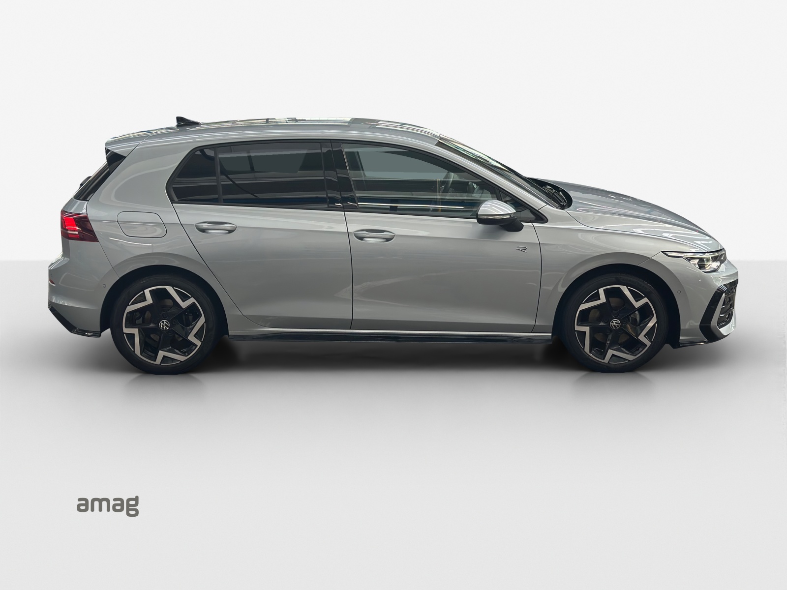 VW Golf 1.5 e TSI mHEV R-Line DSG-image-15