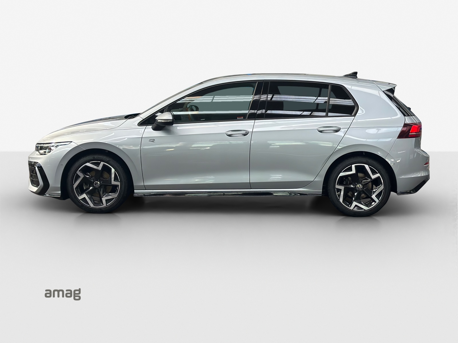 VW Golf 1.5 e TSI mHEV R-Line DSG-image-1
