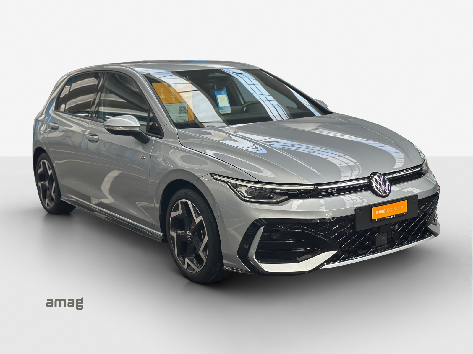 VW Golf 1.5 e TSI mHEV R-Line DSG-image-5
