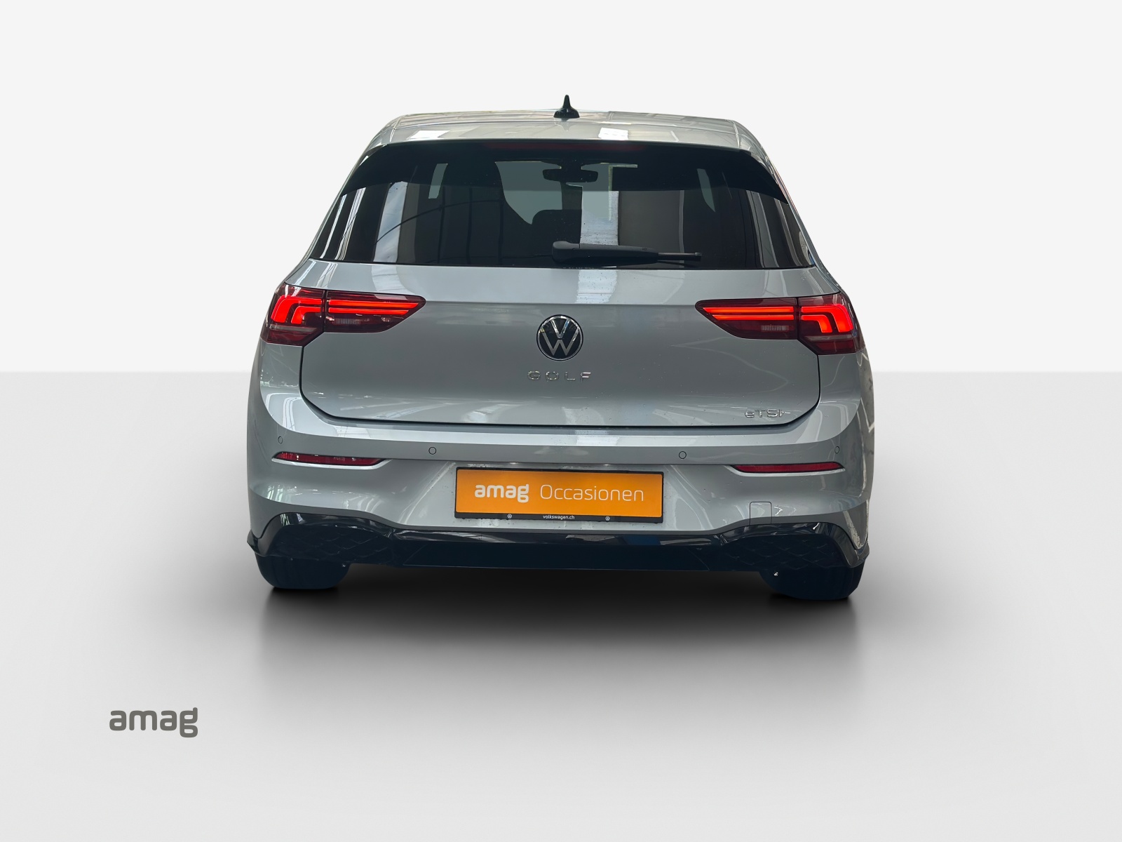 VW Golf 1.5 e TSI mHEV R-Line DSG-image-3