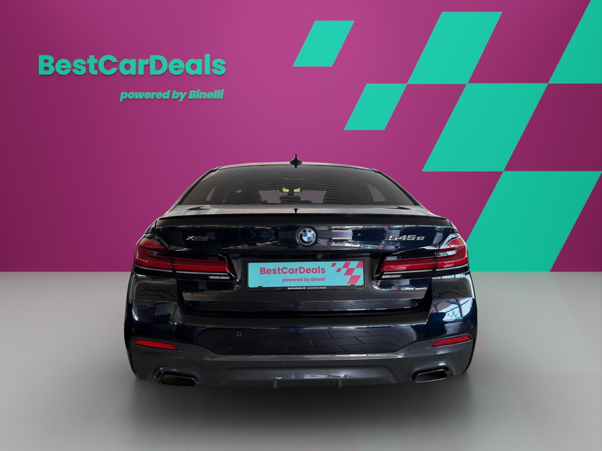 BMW 545e xDrive-image-3
