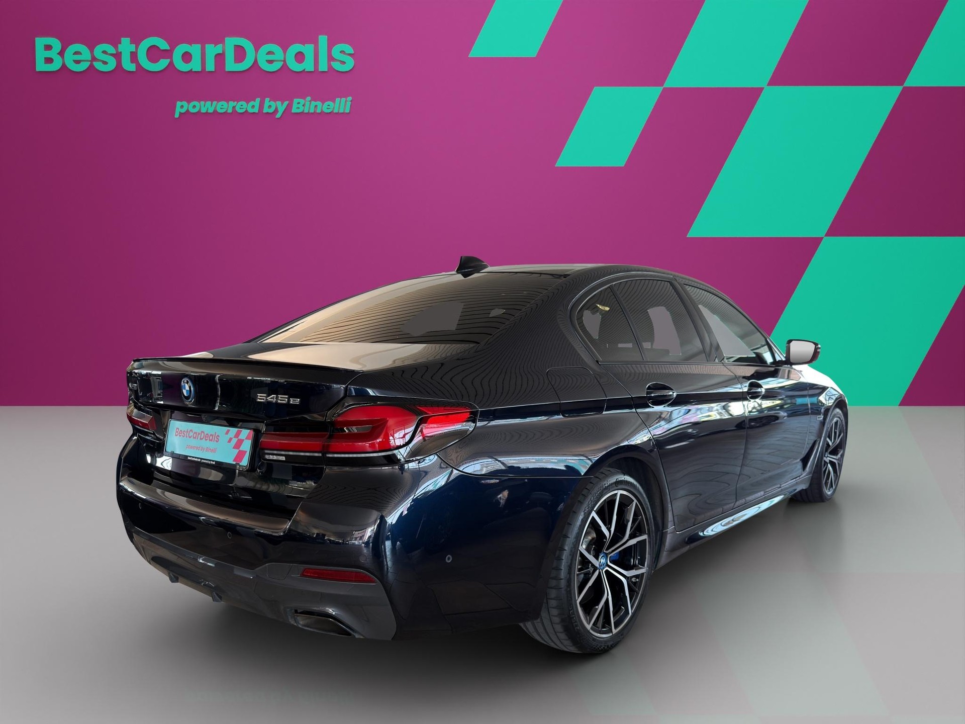 BMW 545e xDrive-image-2