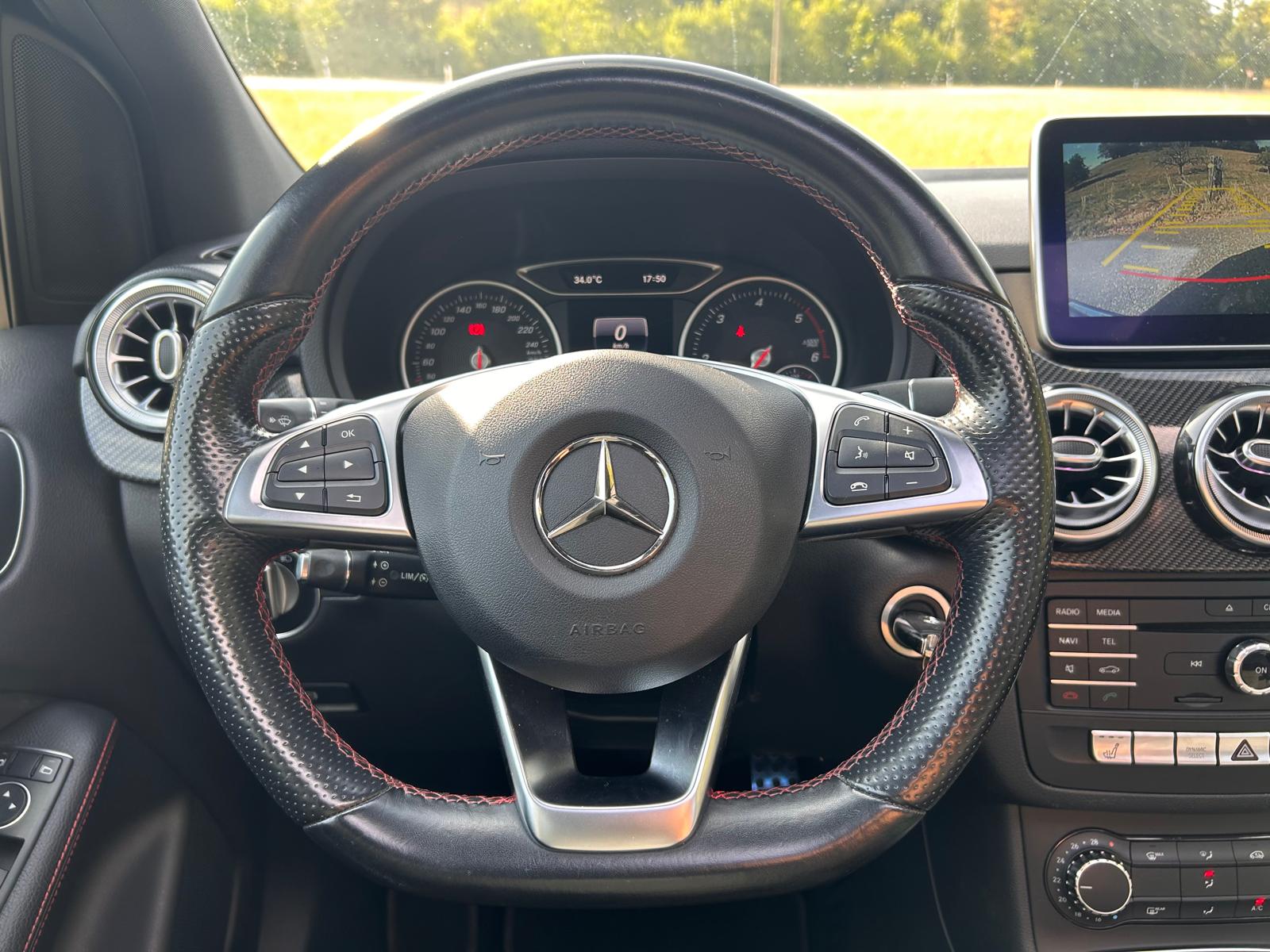 MERCEDES-BENZ B 220 CDI Swiss Star Edition AMG Line 4Matic-image-17