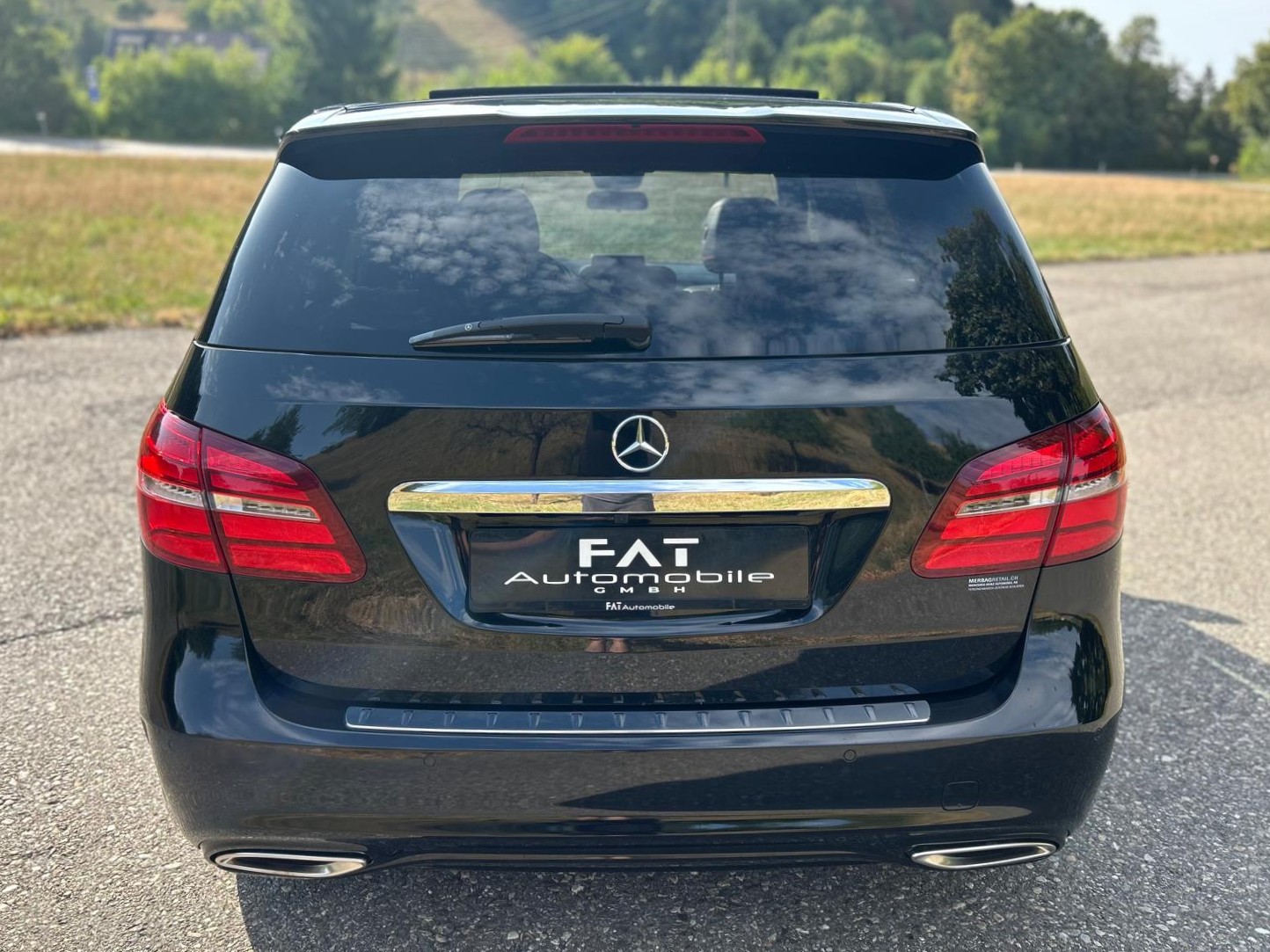 MERCEDES-BENZ B 220 CDI Swiss Star Edition AMG Line 4Matic-image-3