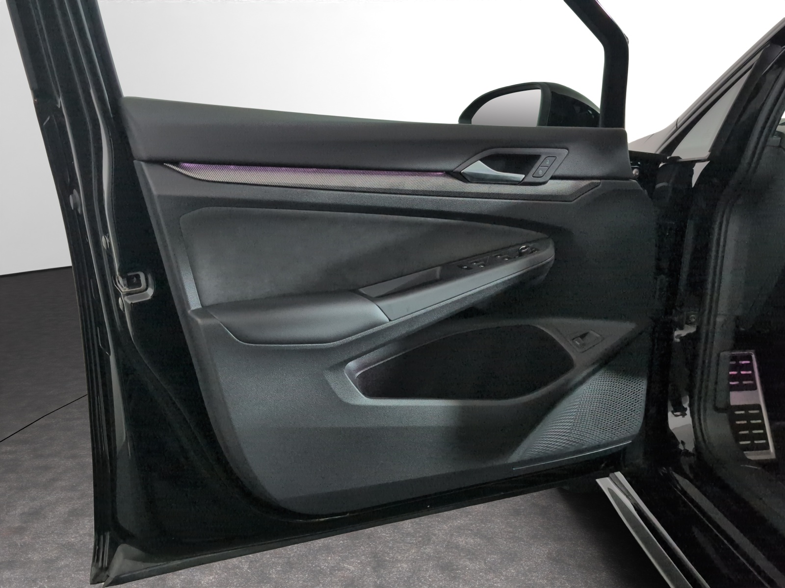 VW Golf Variant 2.0 TSI R-Line DSG 4 Motion-image-13