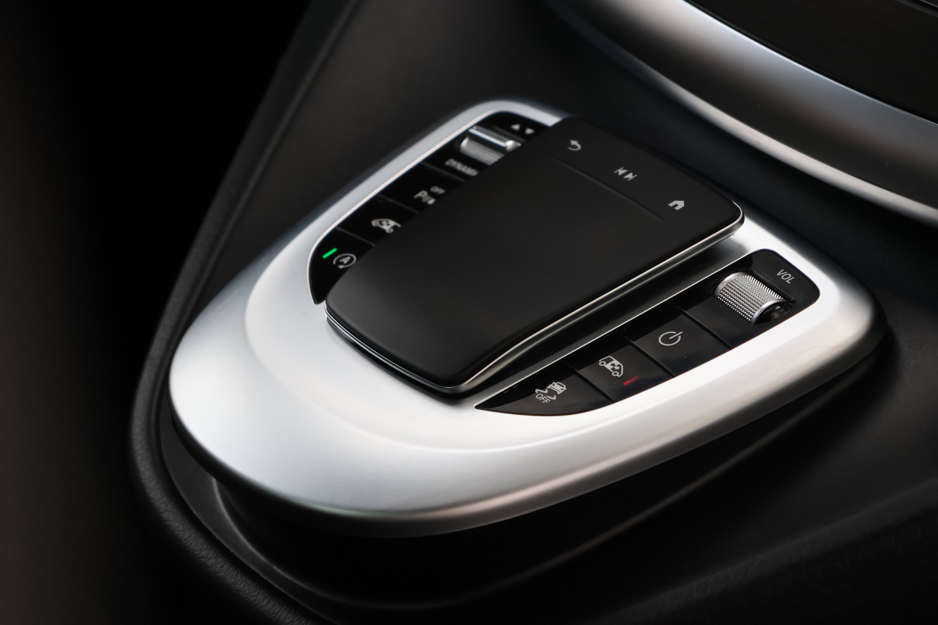 MERCEDES-BENZ V 250 d lang Exclusive 4Matic 9G-Tronic (CH) 7 Plätzer-image-22