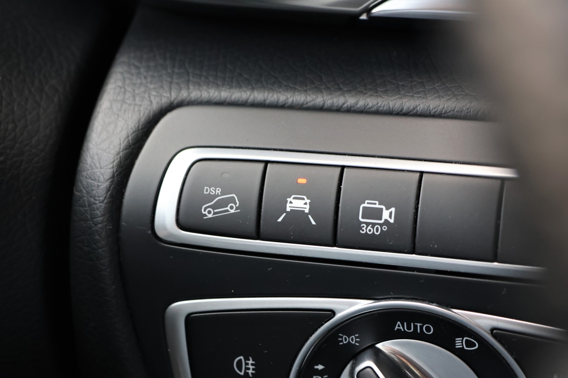 MERCEDES-BENZ V 250 d lang Exclusive 4Matic 9G-Tronic (CH) 7 Plätzer-image-29