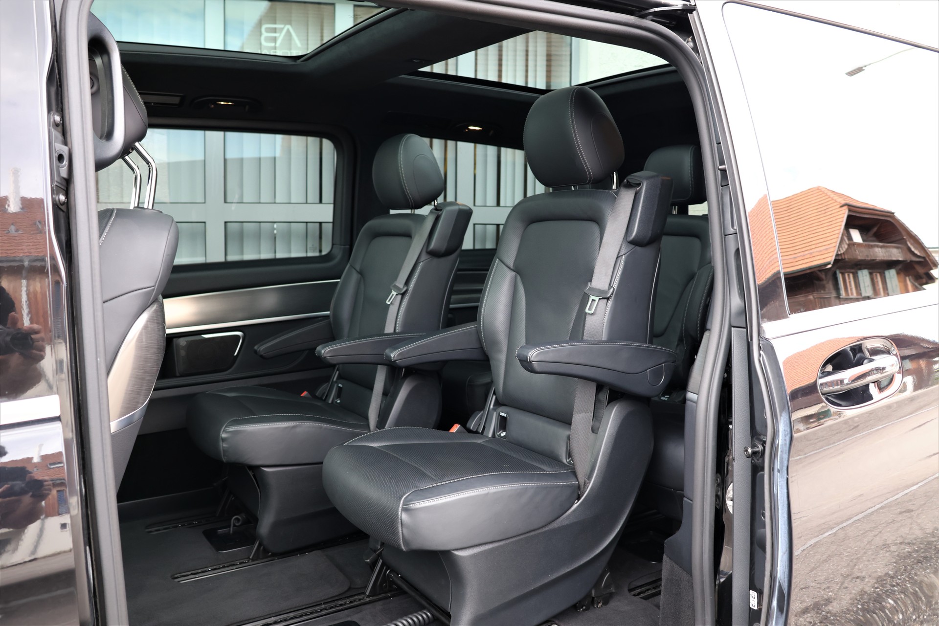 MERCEDES-BENZ V 250 d lang Exclusive 4Matic 9G-Tronic (CH) 7 Plätzer-image-12