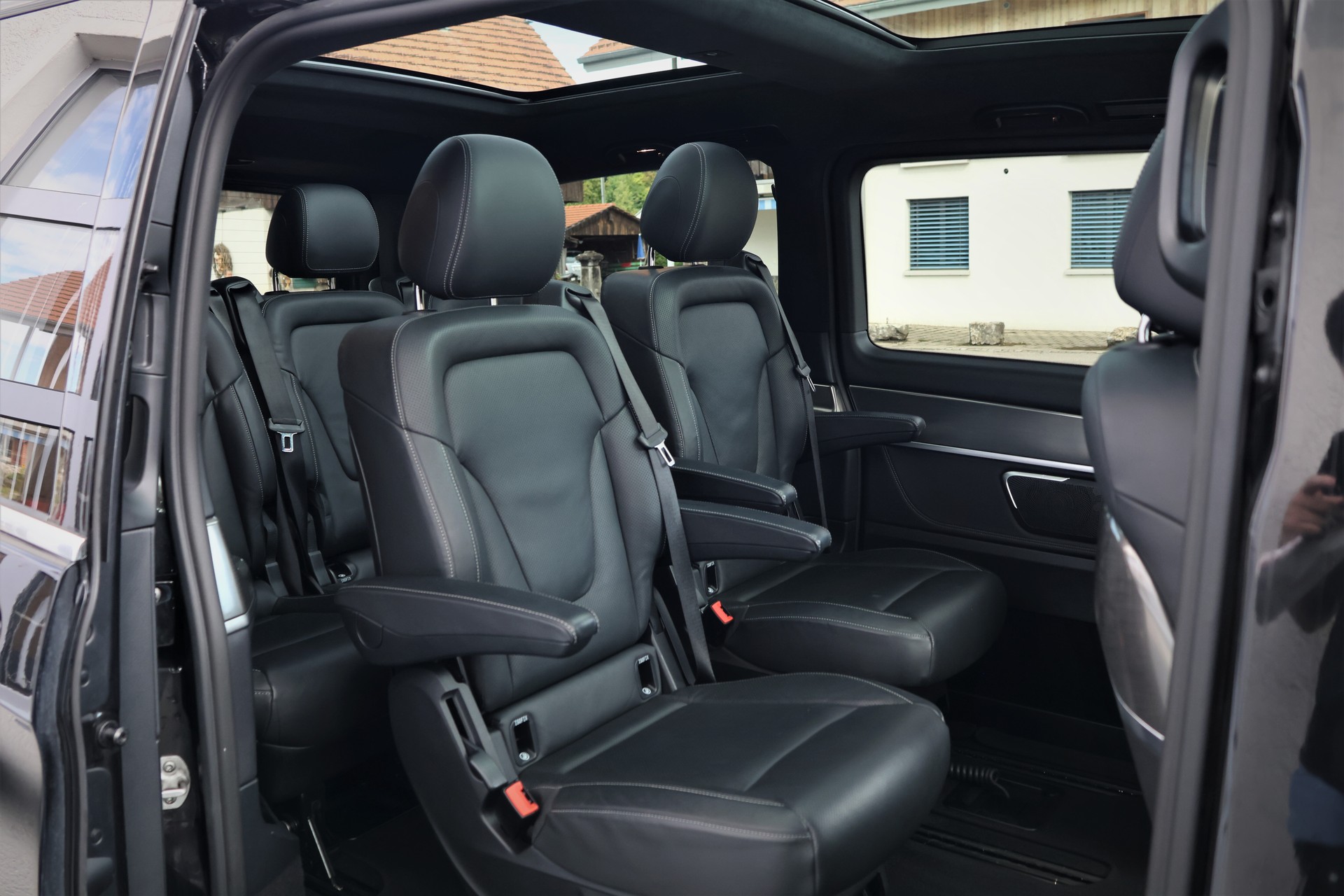 MERCEDES-BENZ V 250 d lang Exclusive 4Matic 9G-Tronic (CH) 7 Plätzer-image-24