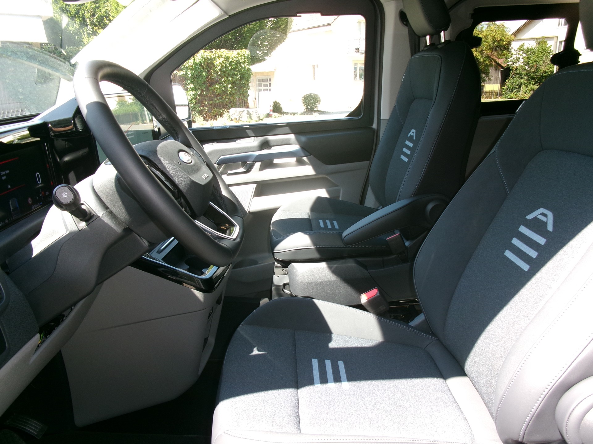 FORD Nugget Active 4x4-image-10