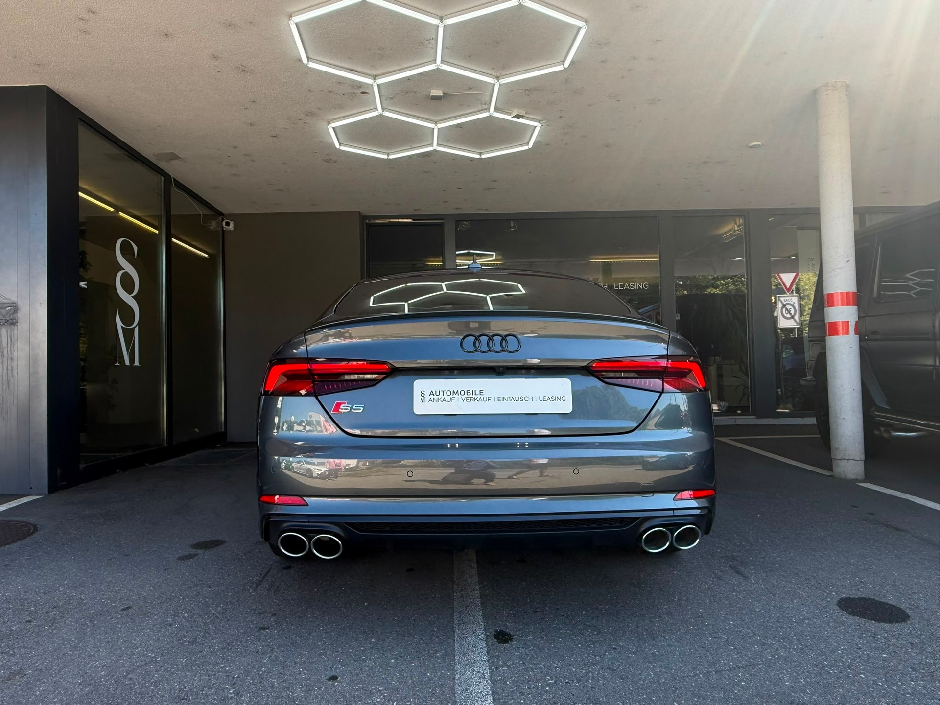 AUDI S5 Sportback *HUD* *Pano Dach* *360 Kamera* *Bang & Olufsen Sound* 3.0 TDI quattro tiptronic-image-9