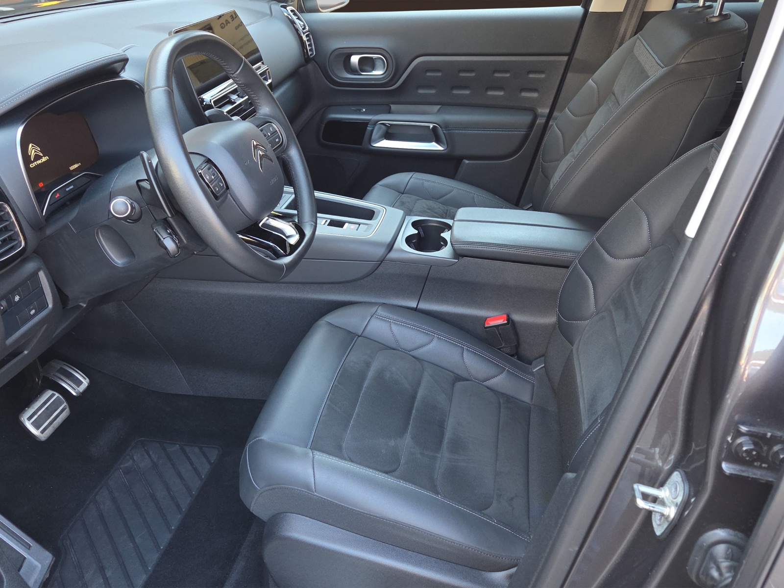 CITROEN C5 Aircross Shine 1.2 Pure Tech Automat-image-6