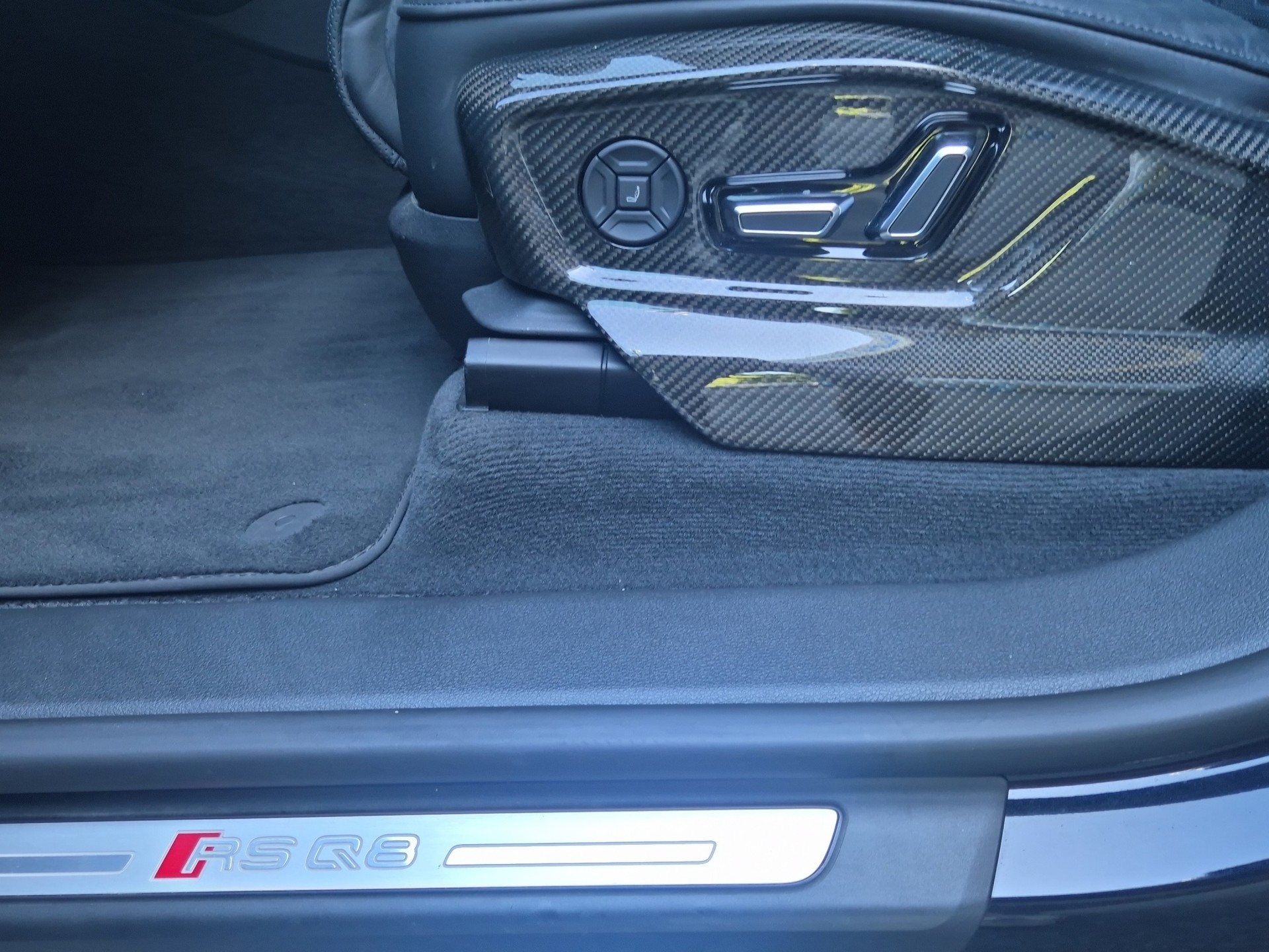 AUDI RSQ8 // ABT Edition 740PS // quattro tiptronic-image-9