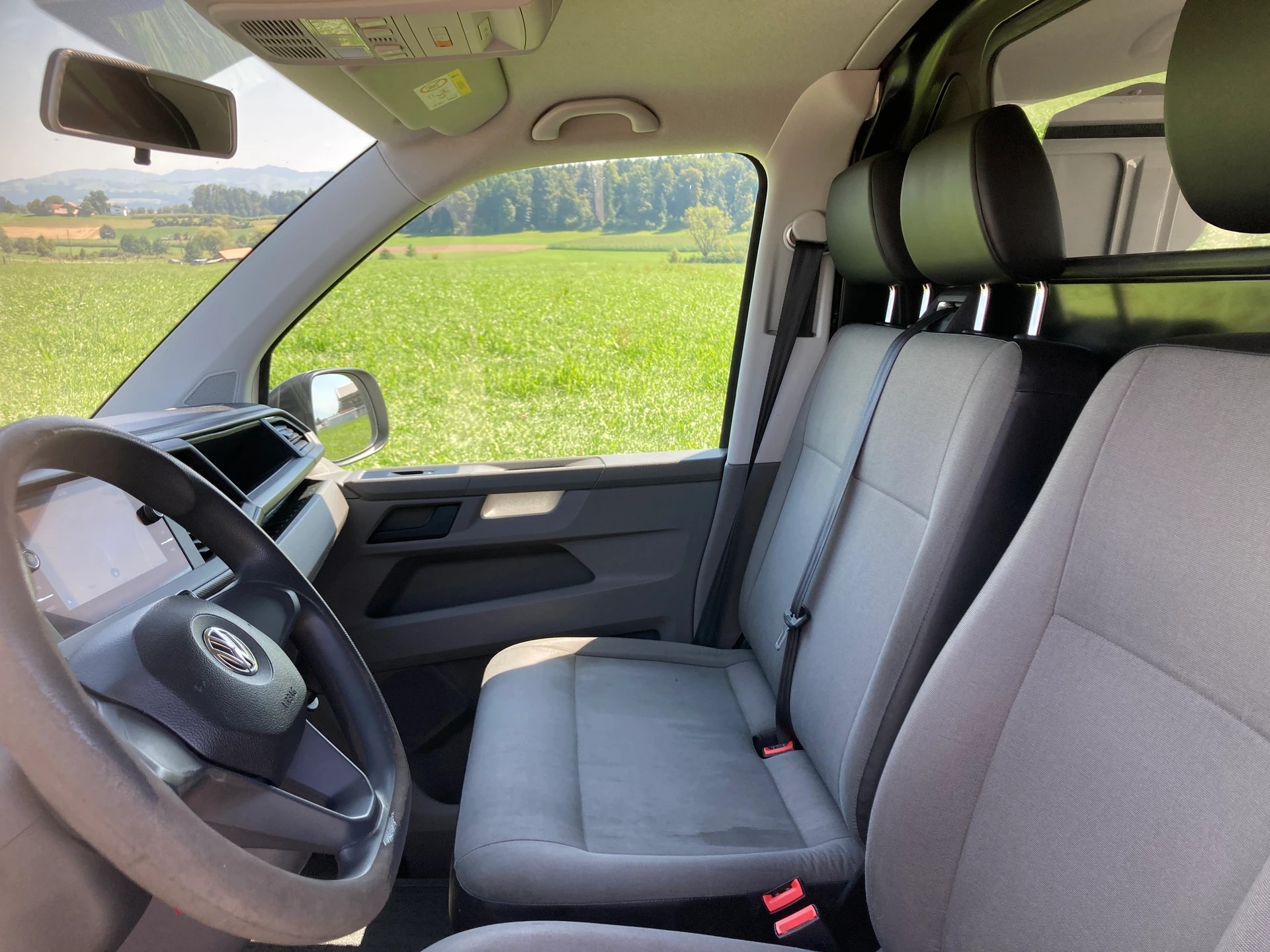 VW T6.1 2.0 TDI 4Motion **2 Schiebetüren / 3- Sitze**-image-6
