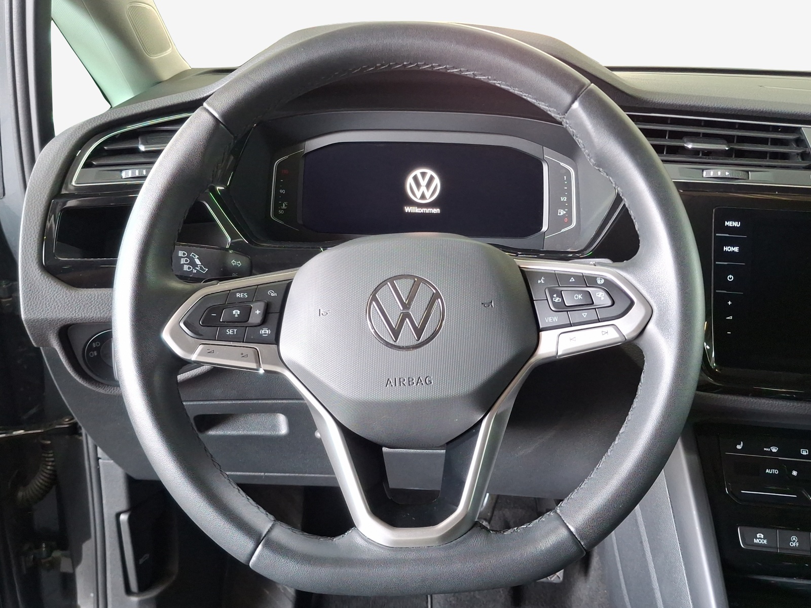 VW Touran 1.5 TSI EVO Highline DSG-image-9