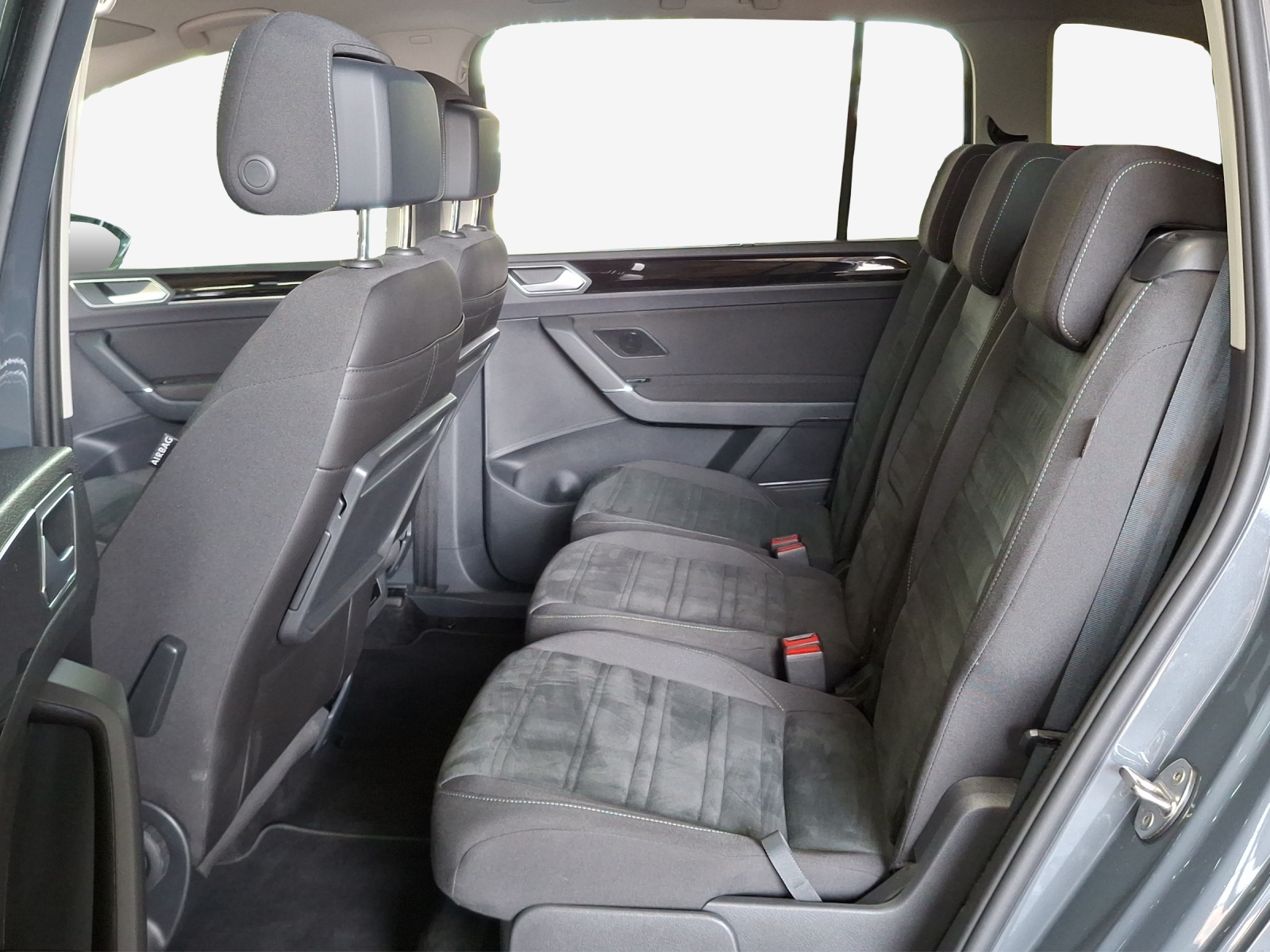VW Touran 1.5 TSI EVO Highline DSG-image-11