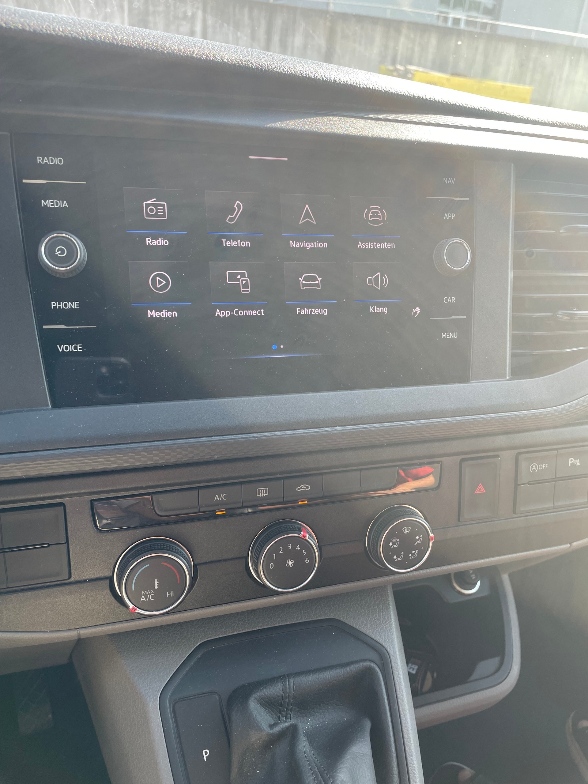 VW T6.1 2.0 TDI DSG, 150PS RS 3000mm , TOP-Ausstattung, mit Werksgarantie, 1.Hand,-image-17