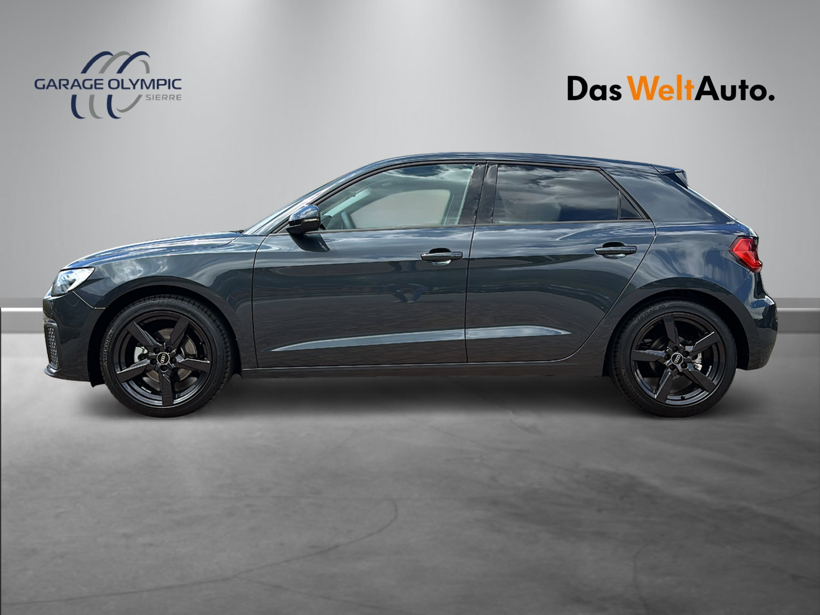 AUDI A1 Sportback 30 TFSI Attraction S-tronic-showroom-element-2