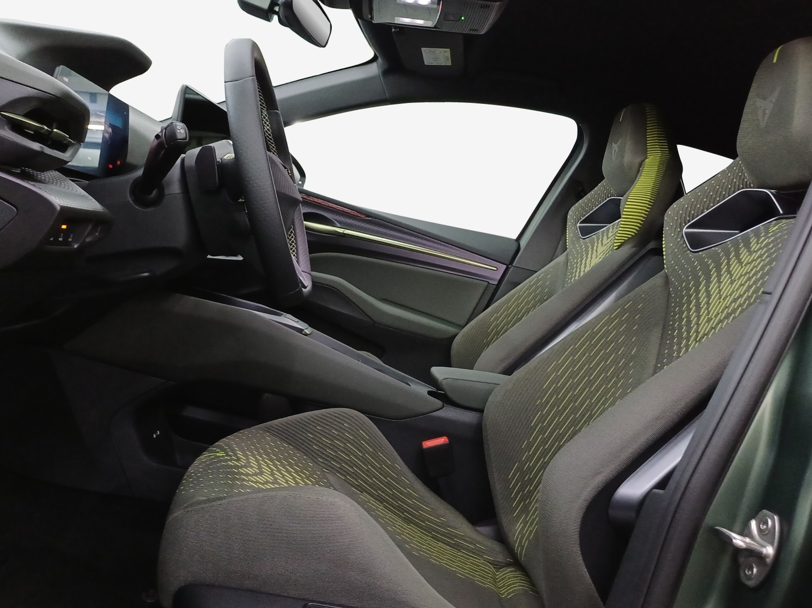 CUPRA Raval 52 kWh VZ Extreme Launch Edition-image-7