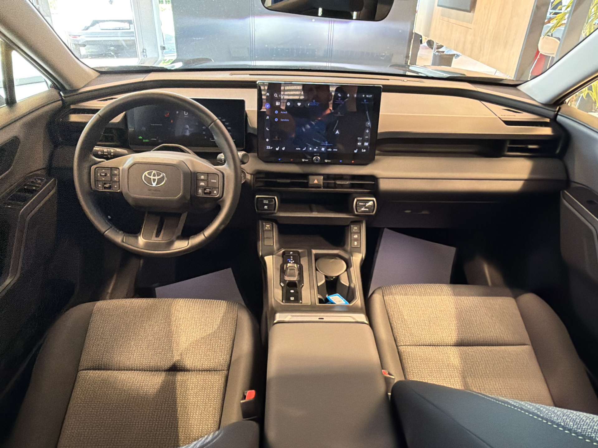 TOYOTA RAV-4 2.5 HSD Trend e-CVT AWD NEUES MODELL Automat-image-14