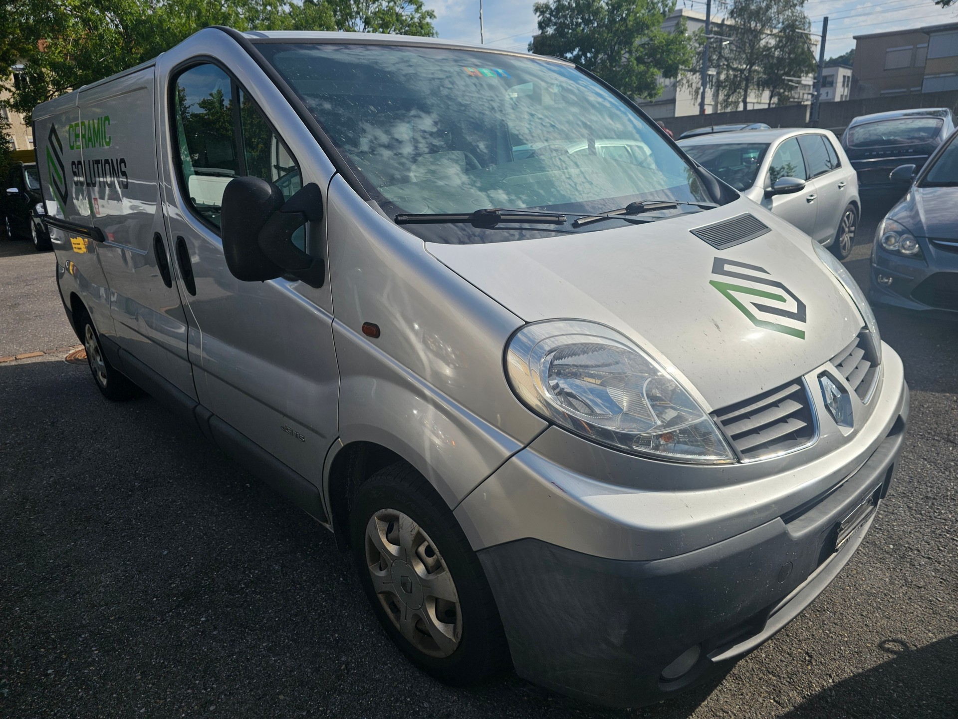 RENAULT Trafic 2.0 dCi 115 2.9t L2H1-image-1